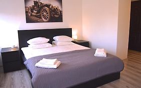 Royal Way Snug - Old Town